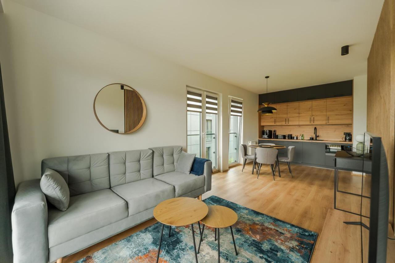 Apartament Birds Surfingbird จวีร์ซีโน ภายนอก รูปภาพ